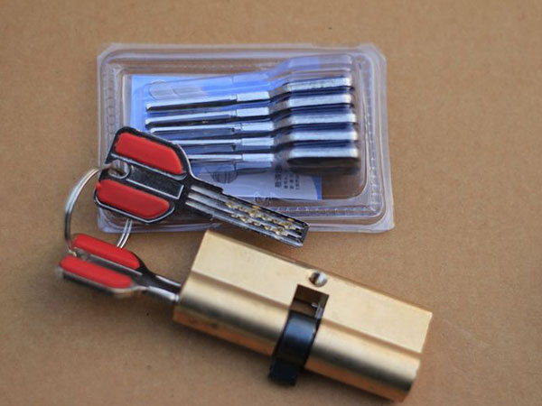 余江24小时上门开锁公司